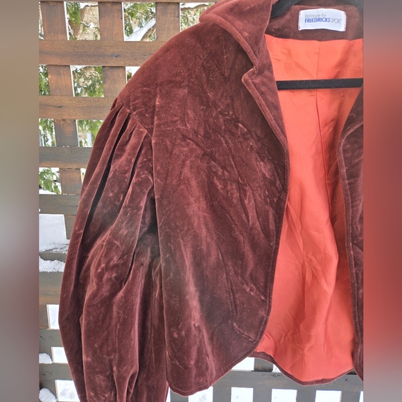 Vintage Velvet Blazer - Picture 2 of 11